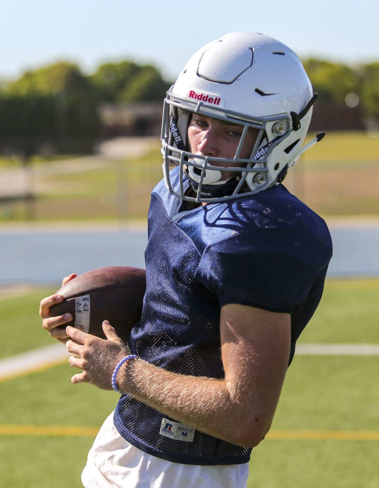 081519-qct-spt-pv-football-018